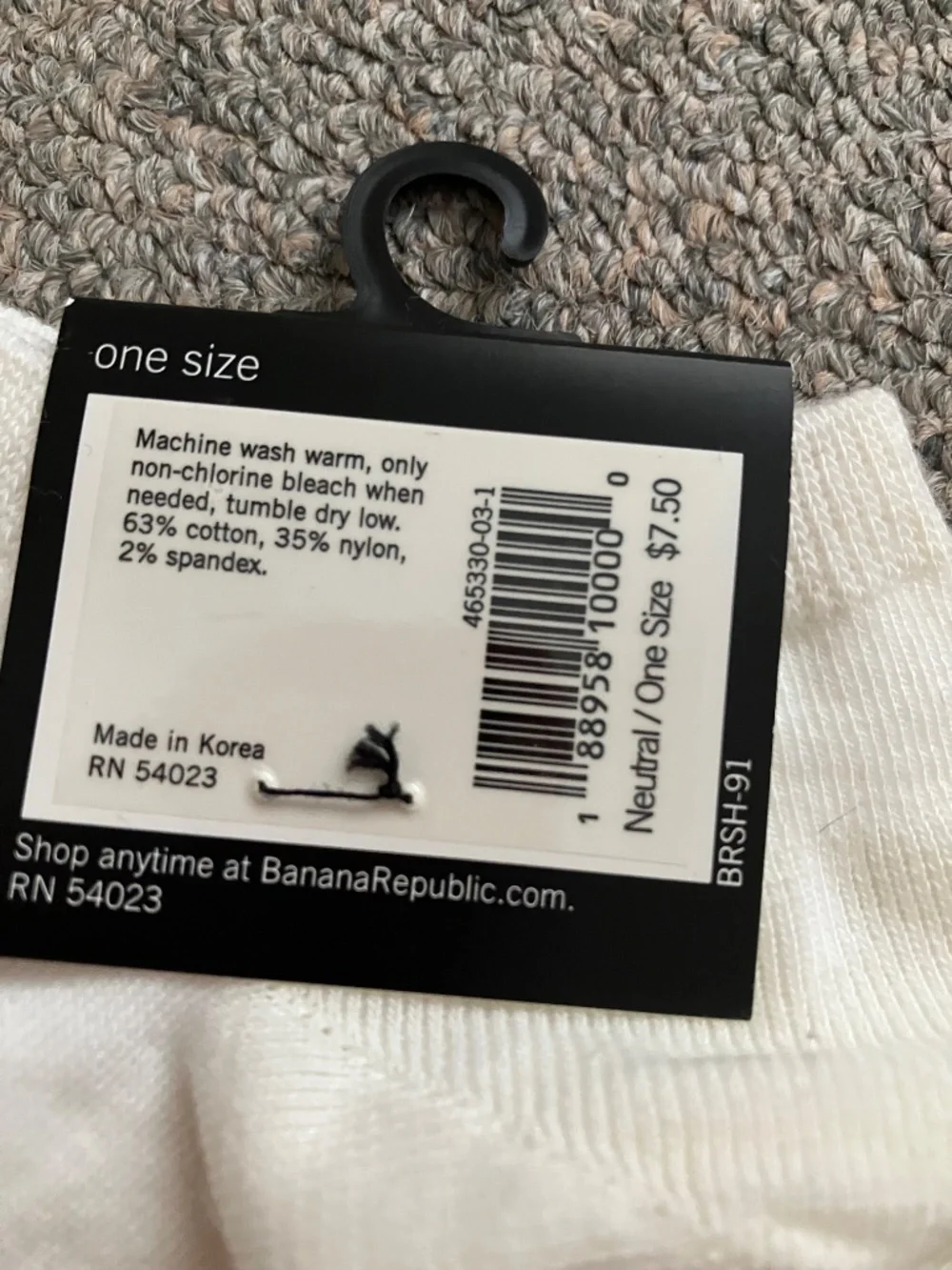 NWT: Women’s Socks (2 Pairs)